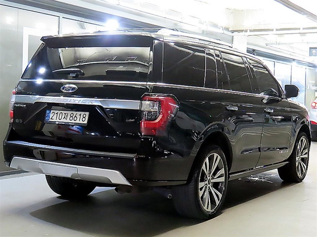 포드 익스피디션 3.5 EcoBoost Platinum 이미지 4