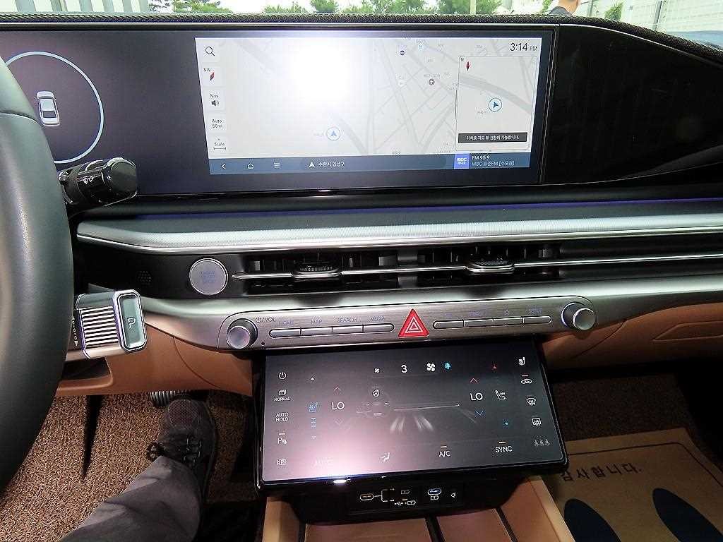 현대 그랜저 그랜저 (GN7) 가솔린 2.5 2WD 익스클루시브 이미지 13