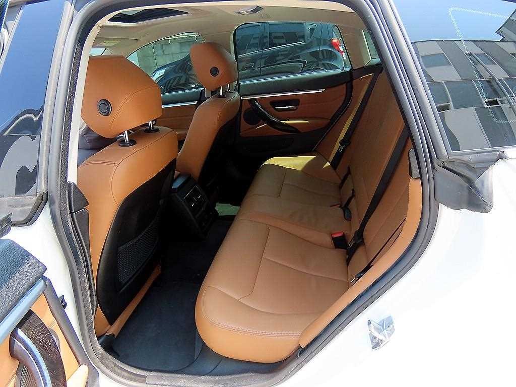 BMW 4시리즈 4시리즈 (F32) 420i 그란쿠페 럭셔리 이미지 6