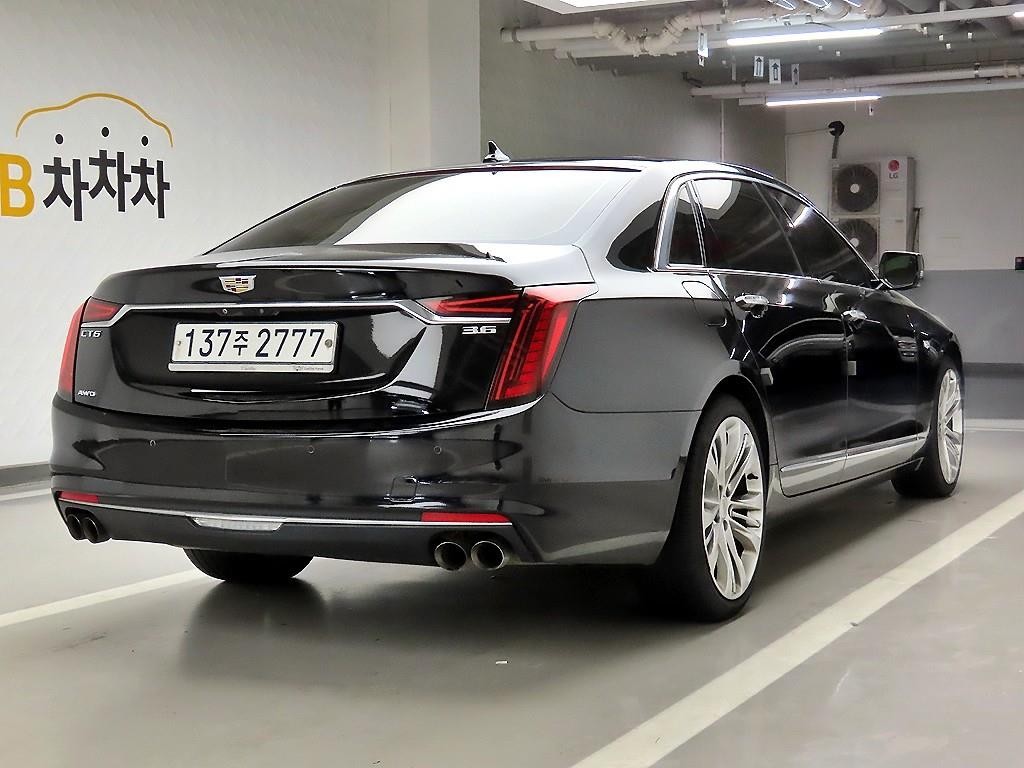 캐딜락 CT6 3.6 플래티넘 AWD 이미지 4