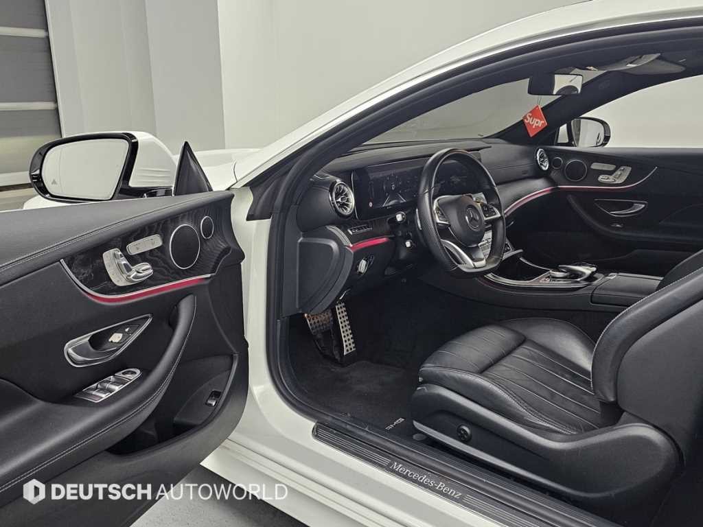 벤츠 E 클래스 E-클래스 W213 E220d 쿠페 이미지 11