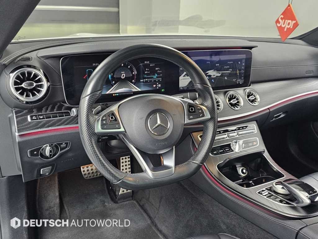 벤츠 E 클래스 E-클래스 W213 E220d 쿠페 이미지 13