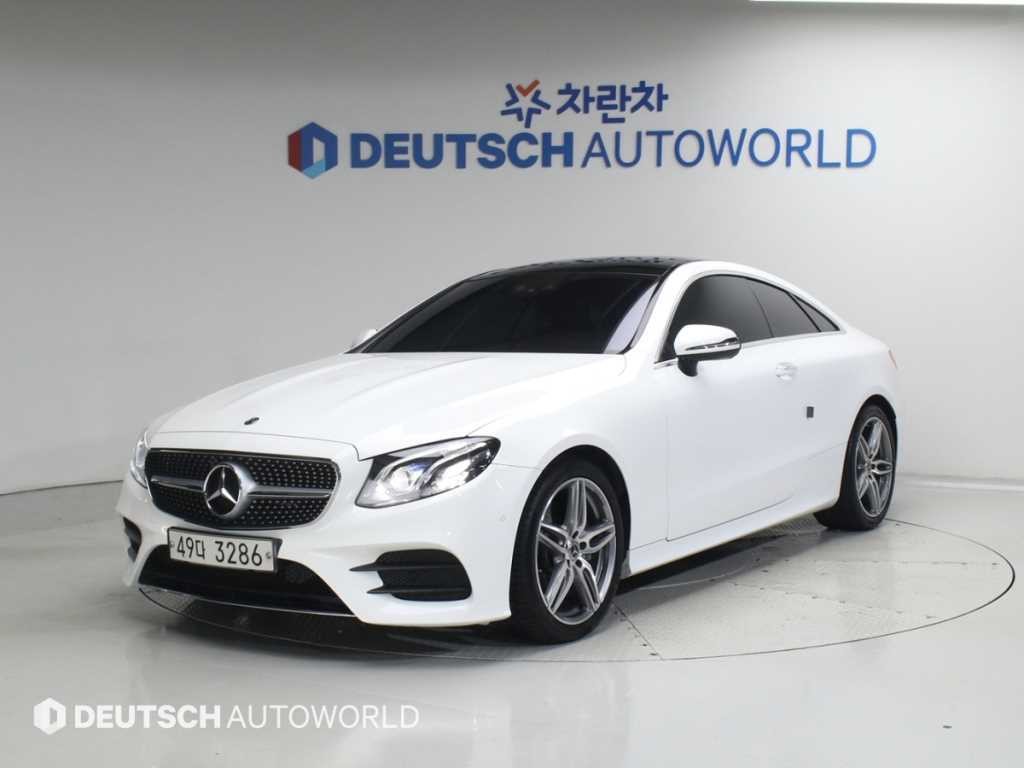 벤츠 E 클래스 E-클래스 W213 E220d 쿠페 이미지 2