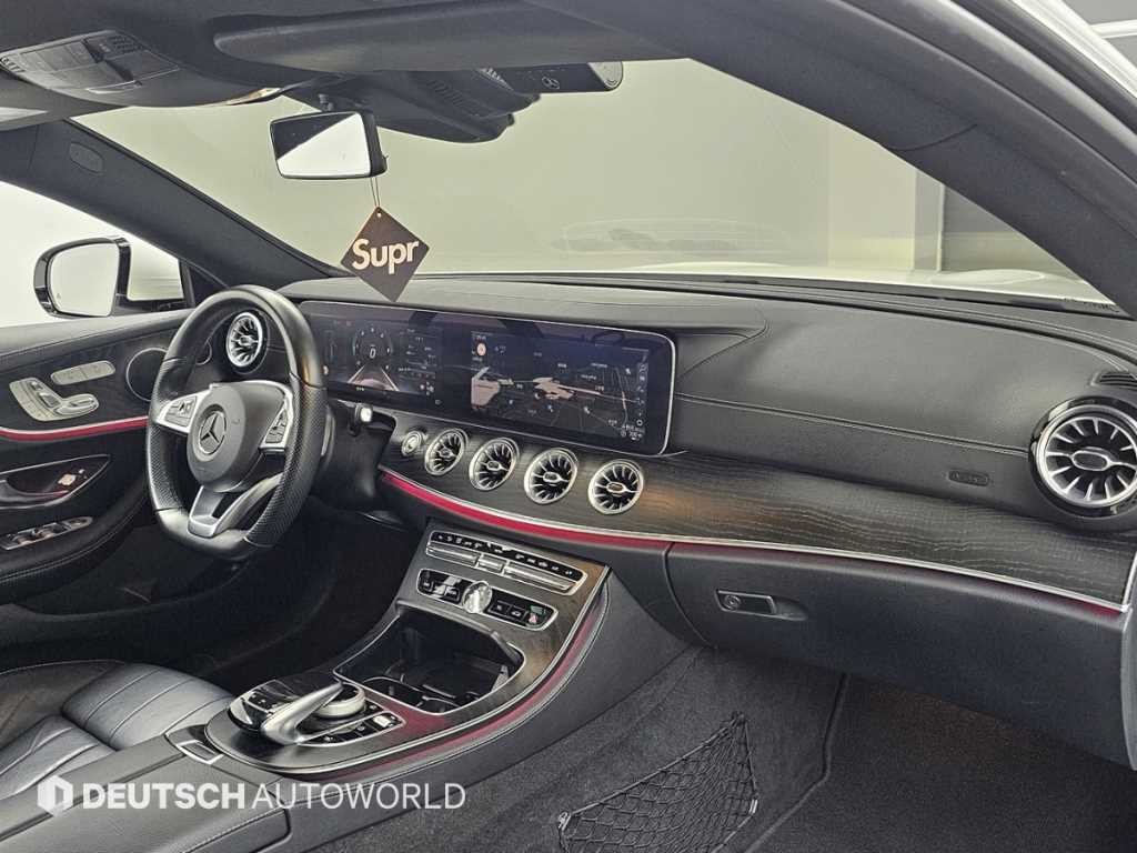 벤츠 E 클래스 E-클래스 W213 E220d 쿠페 이미지 7