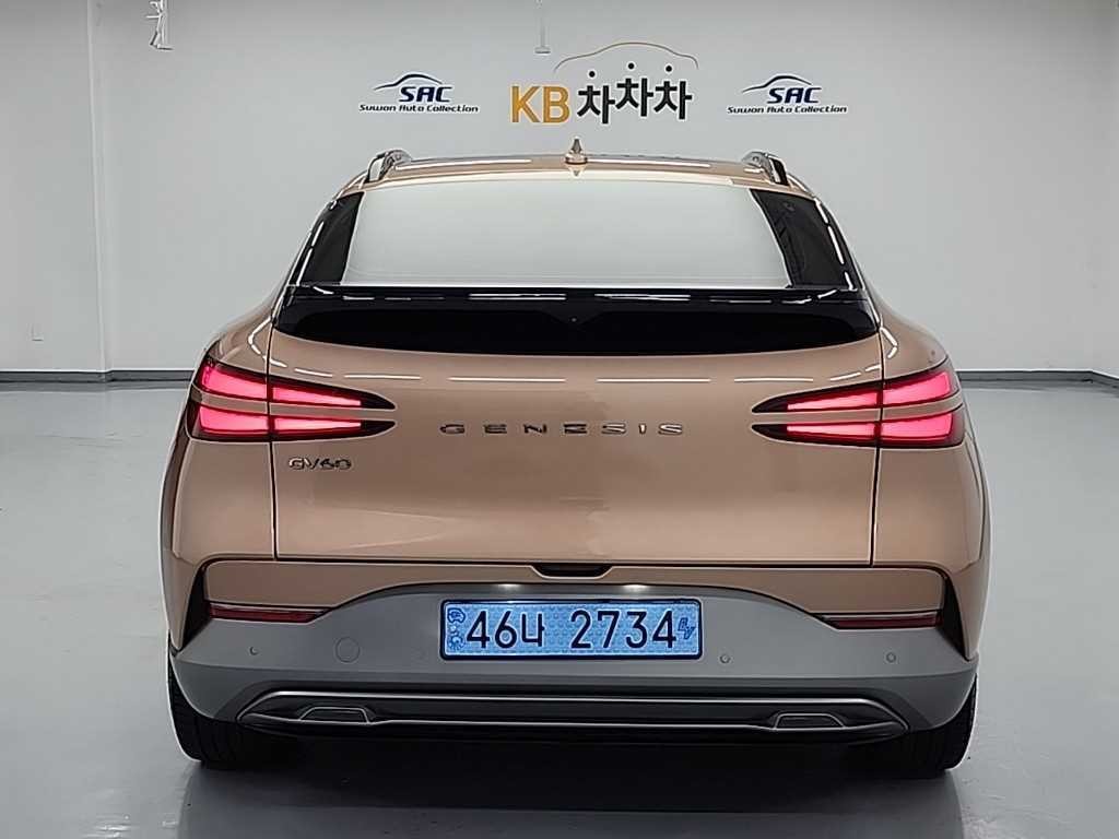 제네시스 GV60 스탠다드 2WD 이미지 3