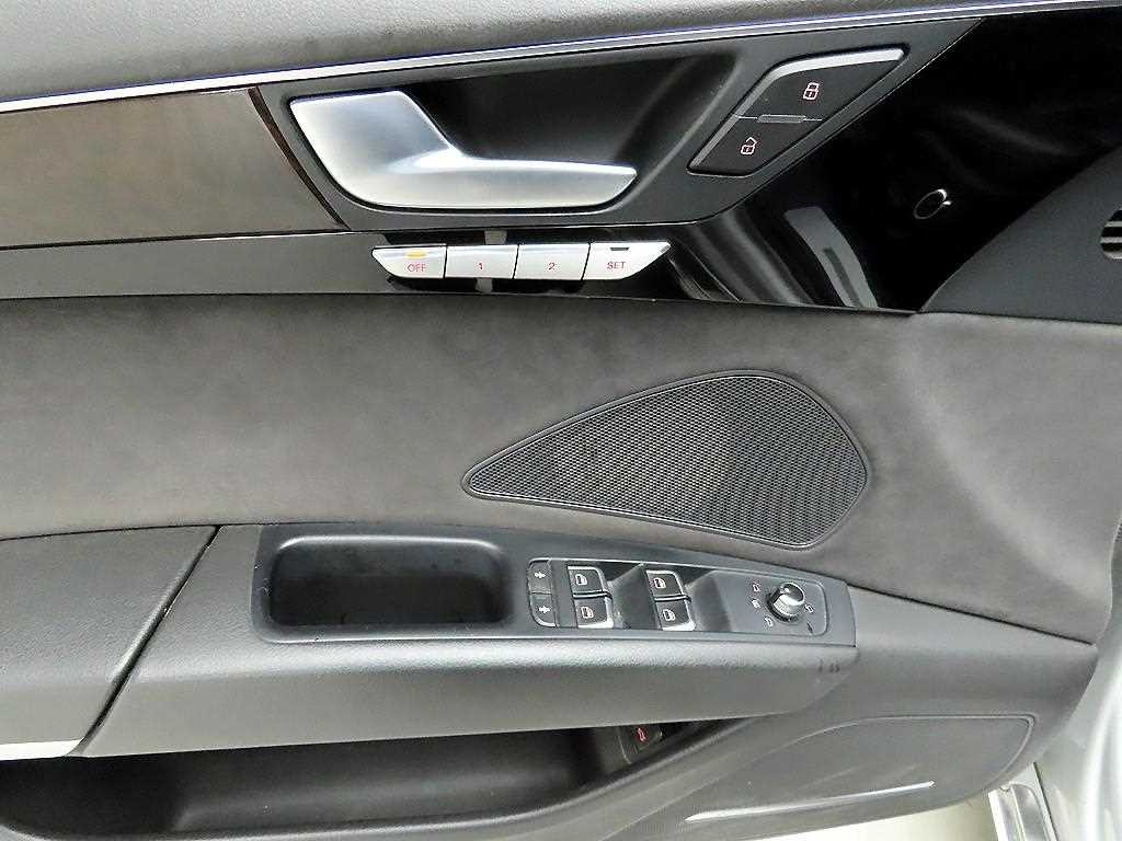 아우디 A8 뉴A8 3.0 TDI 콰트로 이미지 11