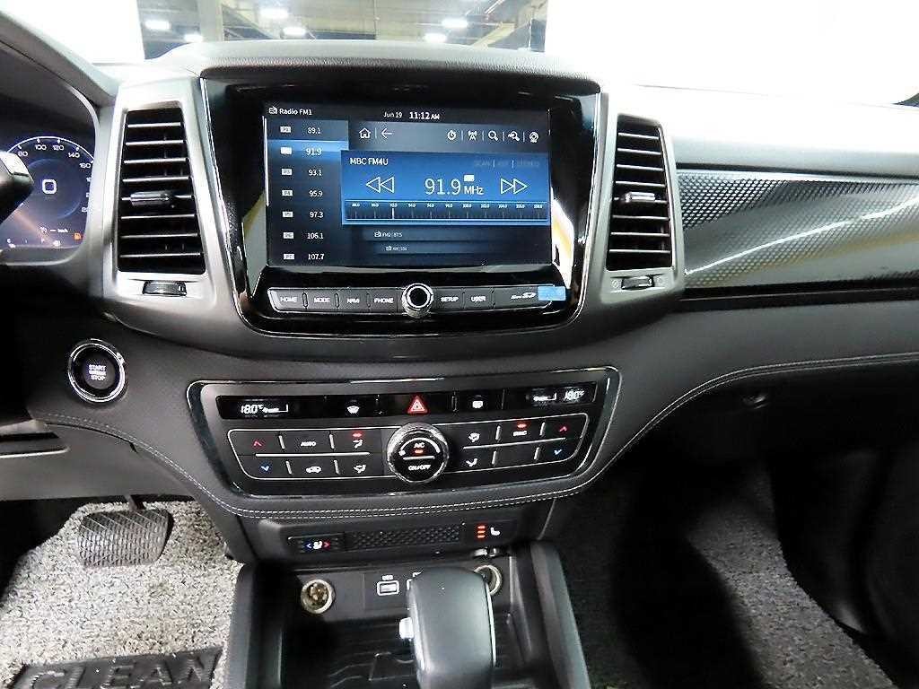 KG모빌리티(쌍용) 렉스턴 더 뉴 렉스턴 스포츠 디젤 2.2 4WD 프레스티지 이미지 14