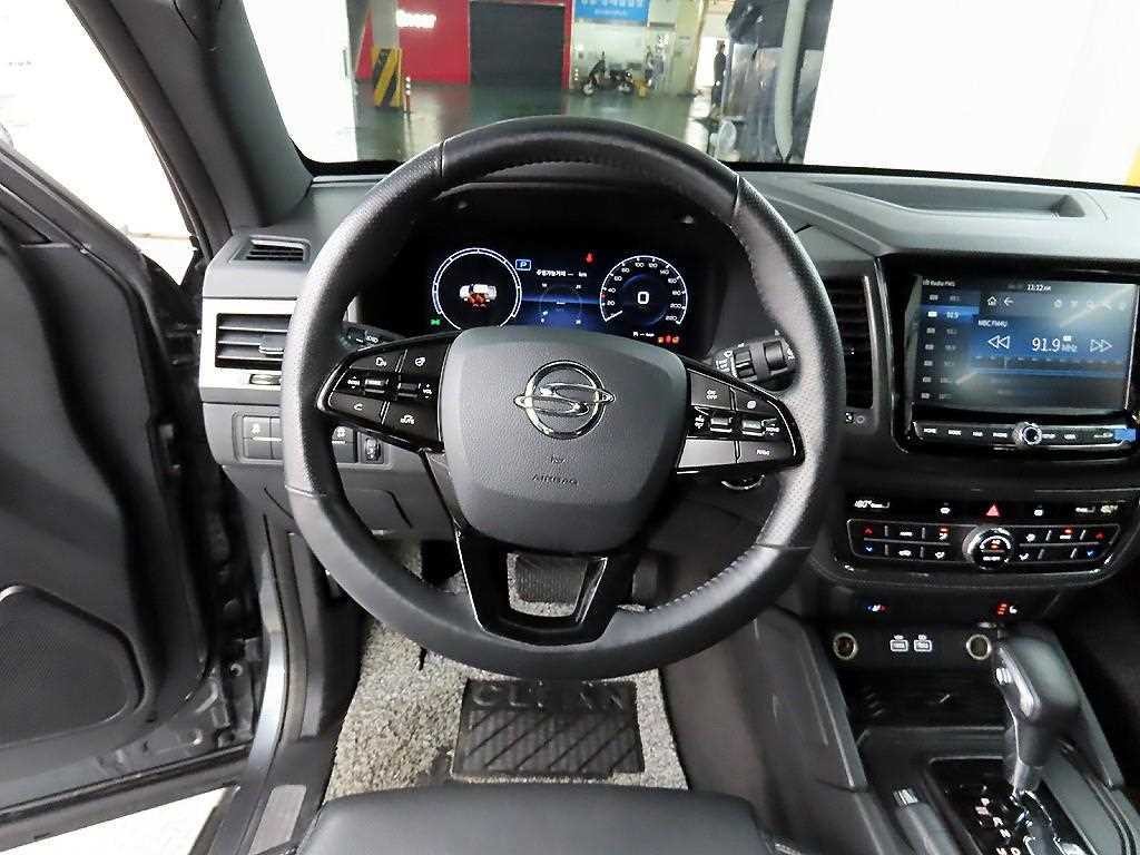 KG모빌리티(쌍용) 렉스턴 더 뉴 렉스턴 스포츠 디젤 2.2 4WD 프레스티지 이미지 9