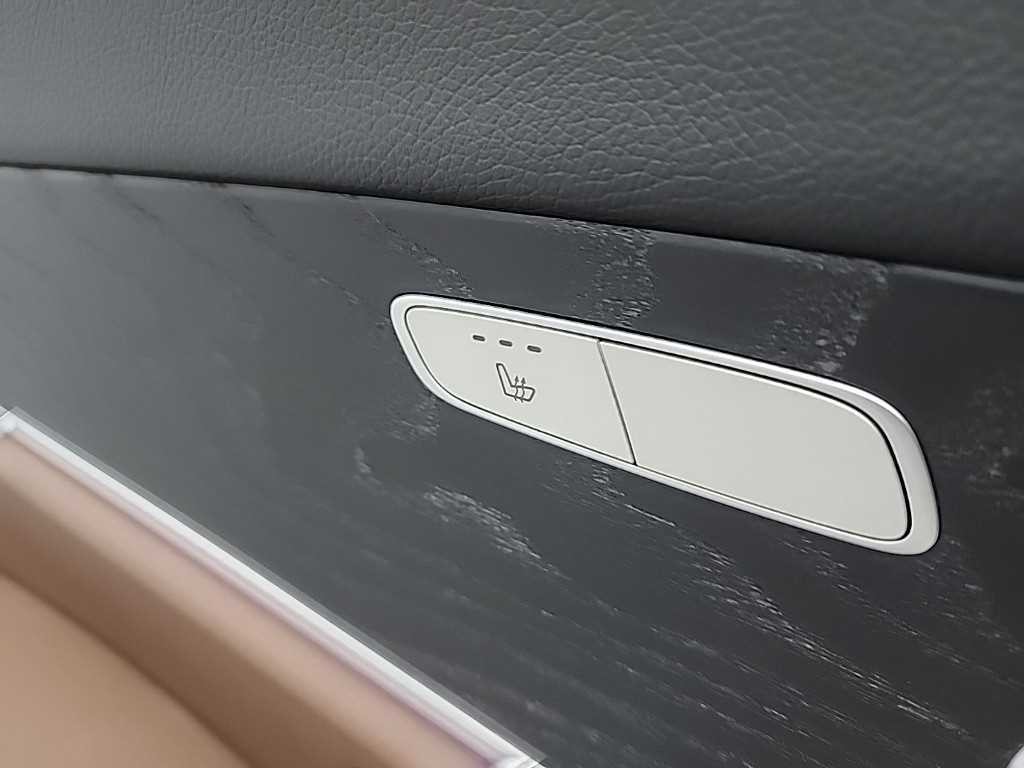 벤츠 E 클래스 E-클래스 W213 E300 4MATIC 아방가르드 이미지 14