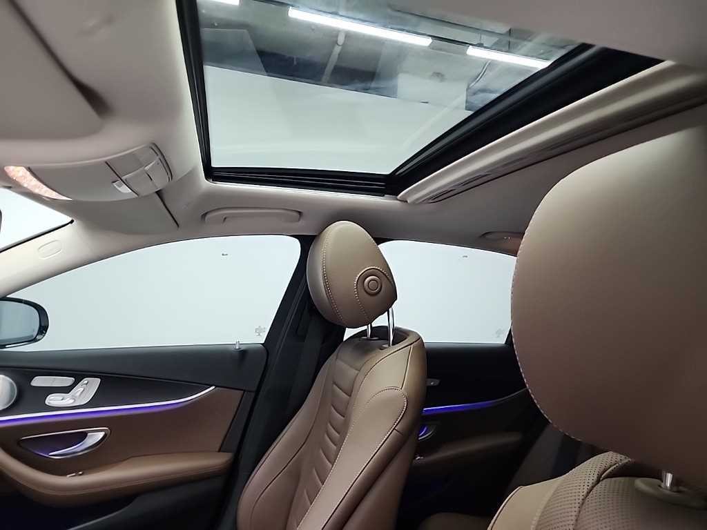 벤츠 E 클래스 E-클래스 W213 E300 4MATIC 아방가르드 이미지 15