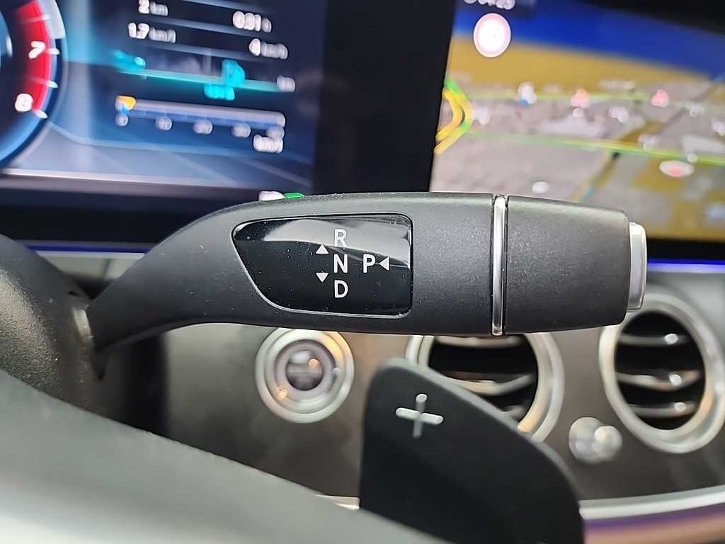 벤츠 E 클래스 E-클래스 W213 E300 4MATIC 아방가르드 이미지 8