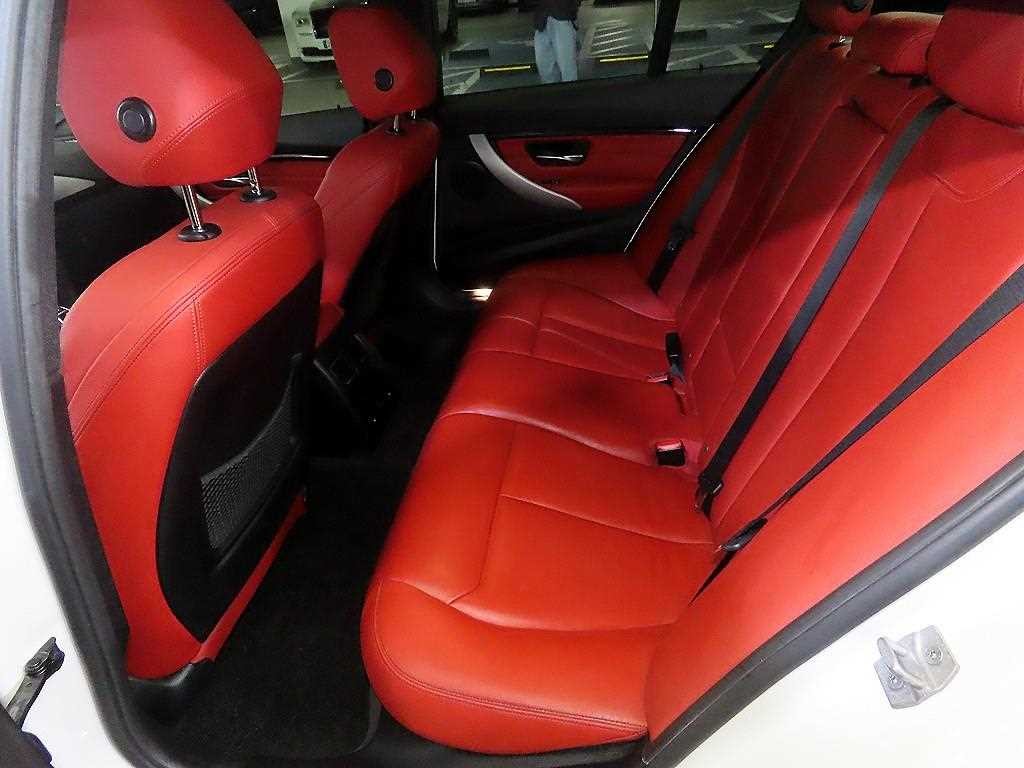 BMW 3시리즈 3시리즈 (F30) 328i M 스포츠 이미지 7