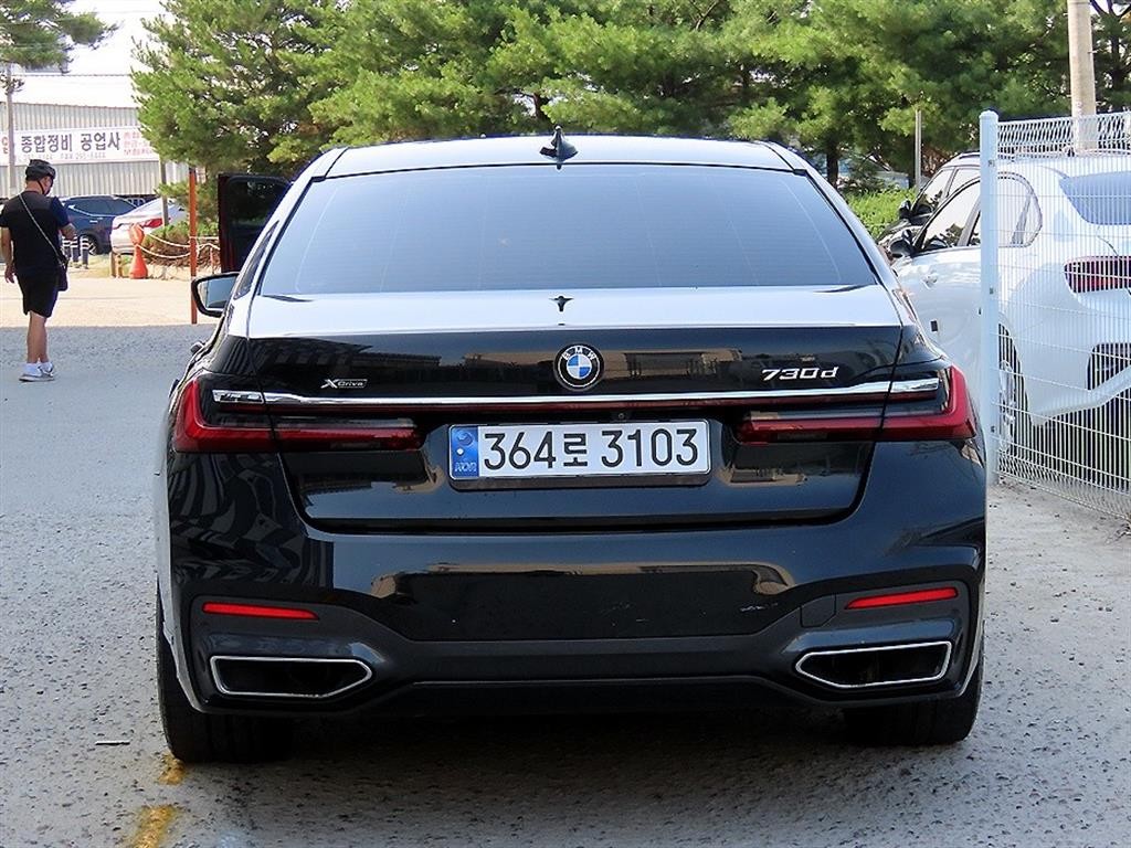 BMW 7시리즈 7시리즈 (G11) 730d xDrive M 스포츠 이미지 4