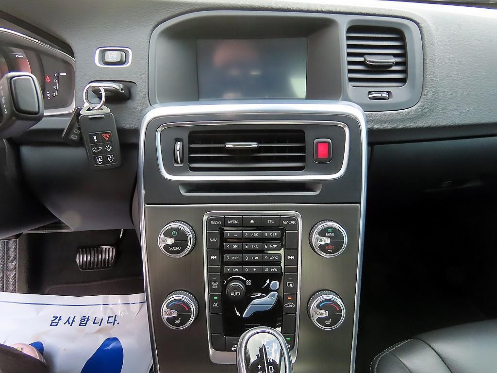 볼보 S60 뉴S60 D2 이미지 13