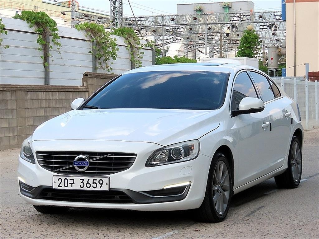 볼보 S60 뉴S60 D2 이미지 2