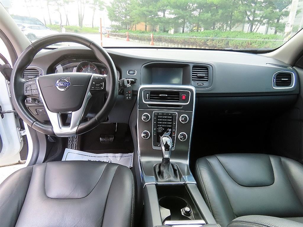 볼보 S60 뉴S60 D2 이미지 6