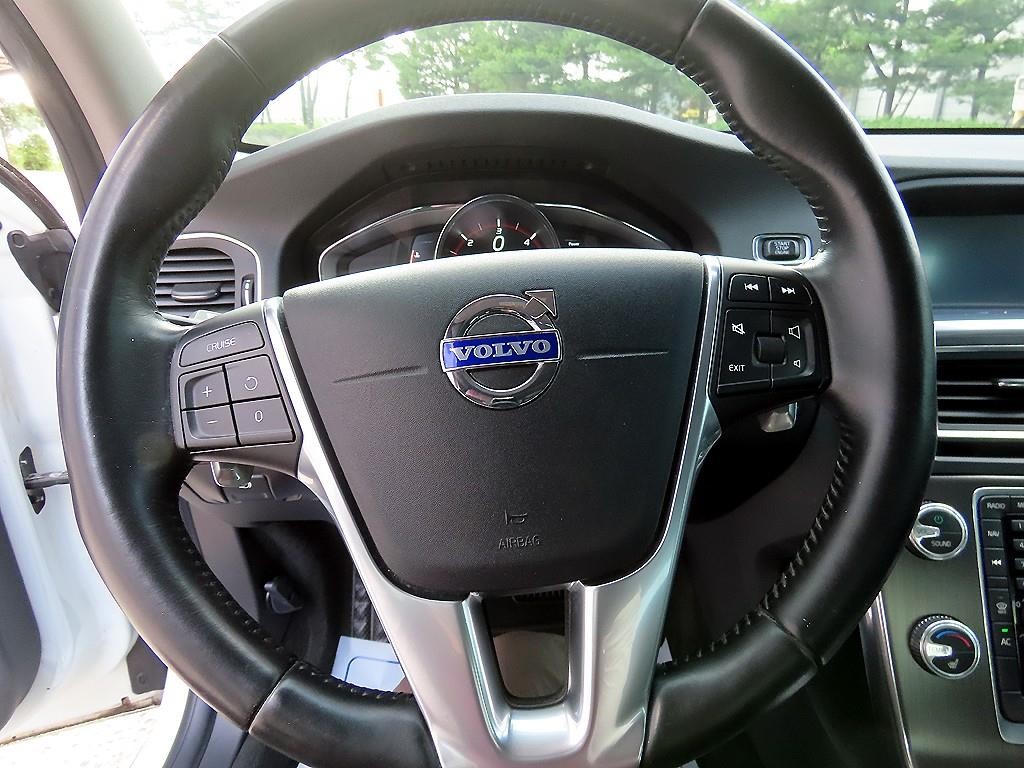 볼보 S60 뉴S60 D2 이미지 7