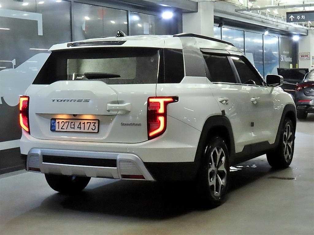 KG모빌리티(쌍용) 토레스 1.5 GDI-T 2WD T7 이미지 4