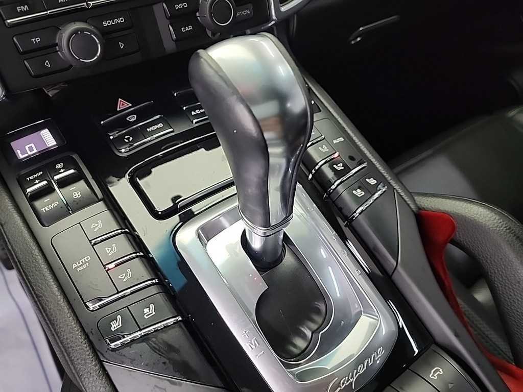 포르쉐 카이엔 뉴 카이엔 3.0 디젤 이미지 8