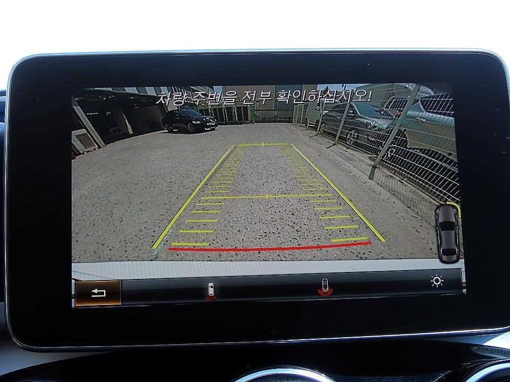 벤츠 C 클래스 C클래스 W205 C200 이미지 15