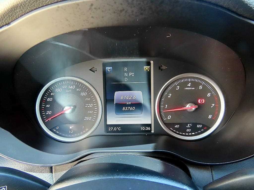 벤츠 C 클래스 C클래스 W205 C200 이미지 9