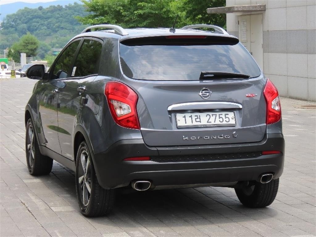 KG모빌리티(쌍용) 코란도 뉴스타일코란도C 2.2 RX 2WD 고급형 이미지 4