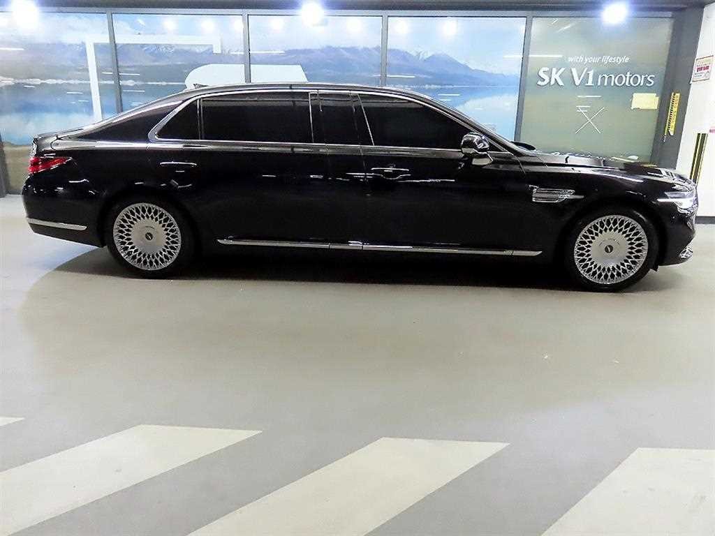 제네시스 G90 5.0 GDI AWD 리무진 프레스티지 이미지 3
