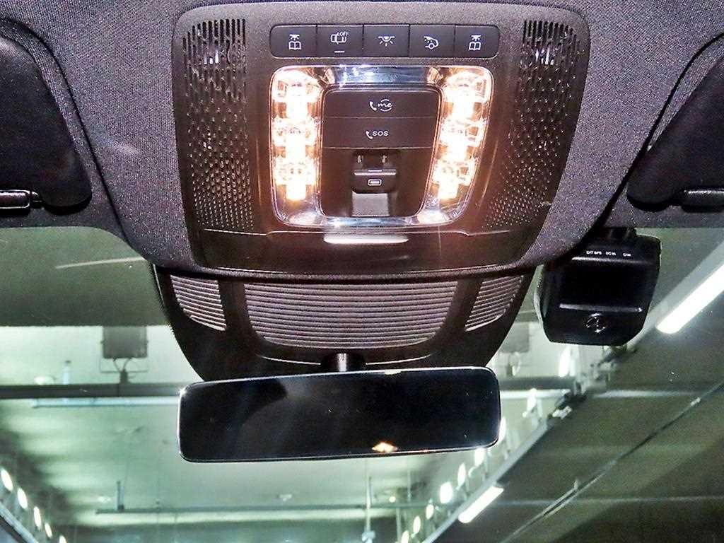 벤츠 GLE 클래스 GLE 클래스 W167 GLE 400d 4MATIC 쿠페 이미지 14