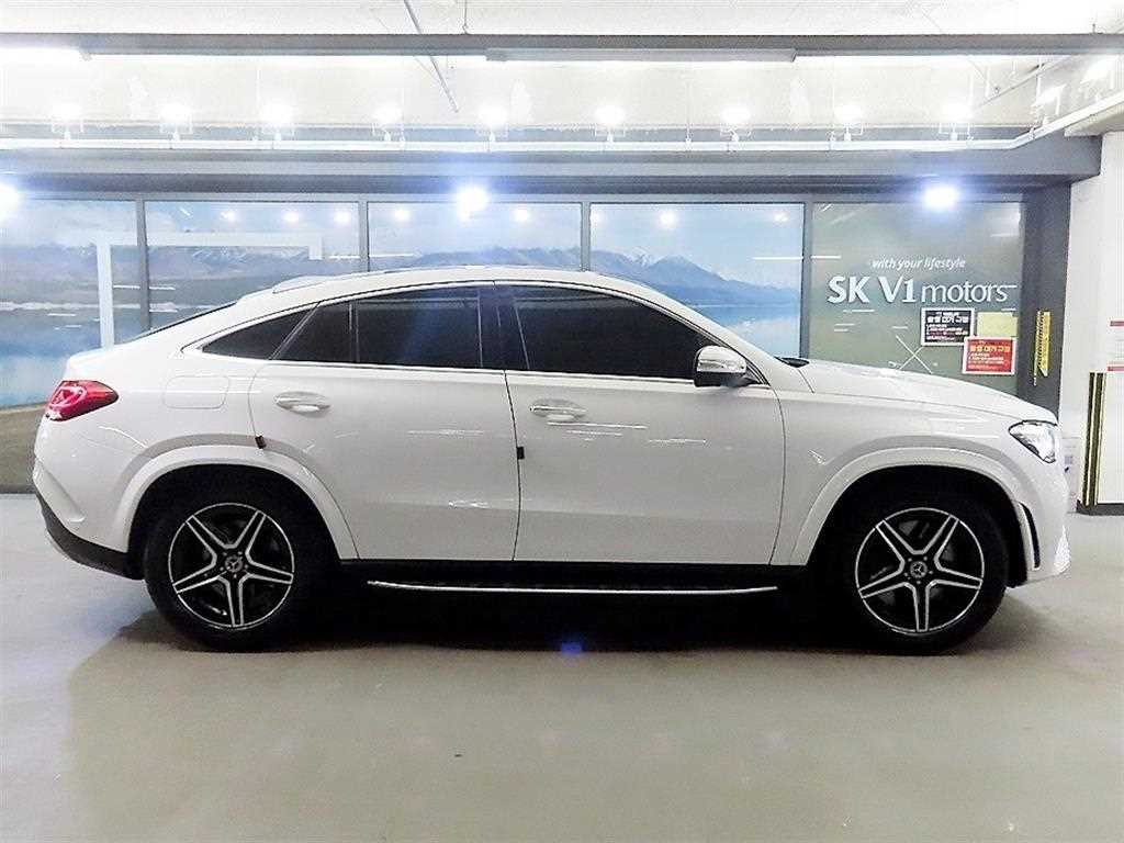벤츠 GLE 클래스 GLE 클래스 W167 GLE 400d 4MATIC 쿠페 이미지 3