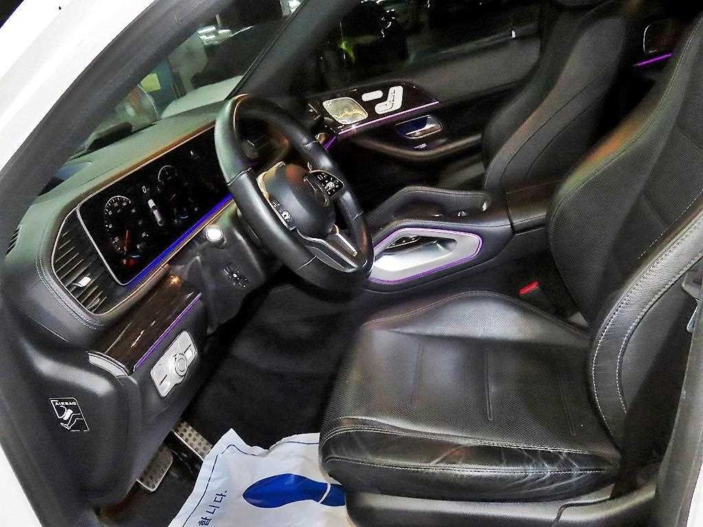 벤츠 GLE 클래스 GLE 클래스 W167 GLE 400d 4MATIC 쿠페 이미지 6