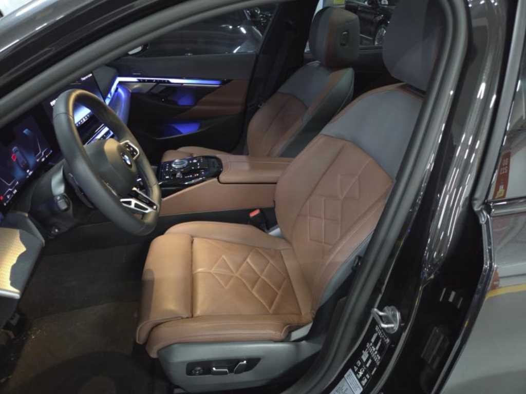 BMW 5시리즈 5시리즈 (G60) 530i xDrive M 스포츠 이미지 5