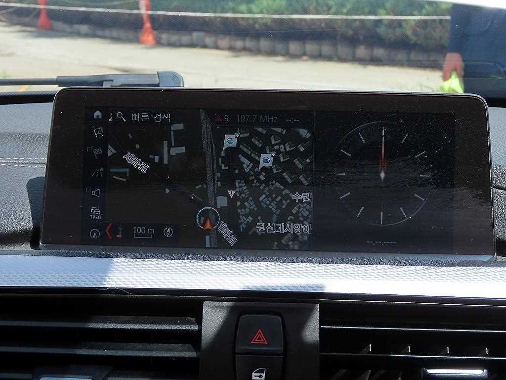BMW 3시리즈 3시리즈 (F30) 320i M 스포츠 이미지 14