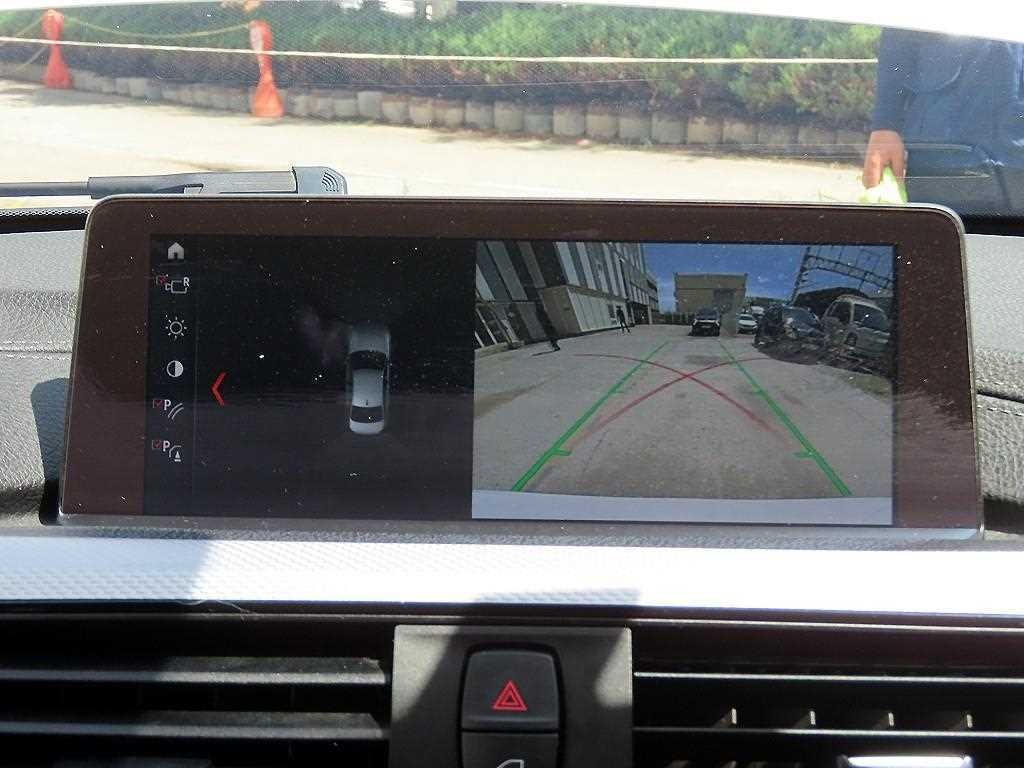 BMW 3시리즈 3시리즈 (F30) 320i M 스포츠 이미지 15