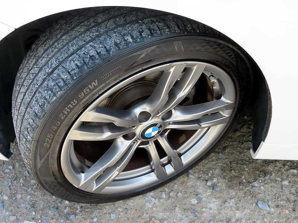 BMW 3시리즈 3시리즈 (F30) 320i M 스포츠 이미지 20