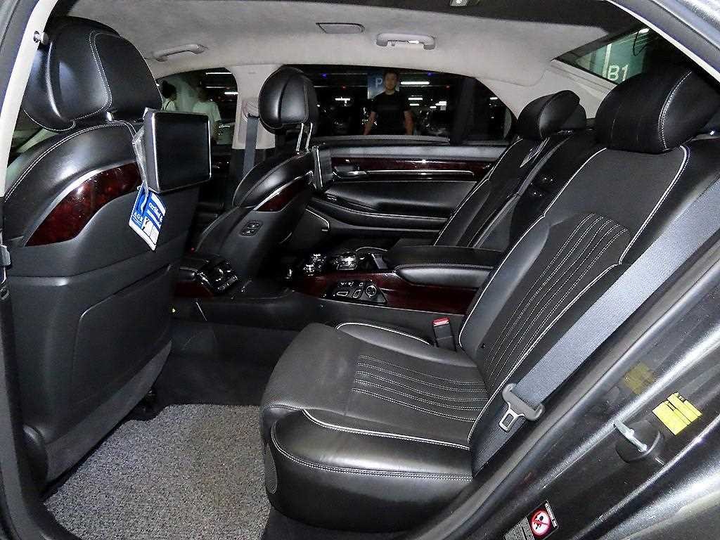 제네시스 EQ900 3.3 T-GDI AWD 프레스티지 이미지 7