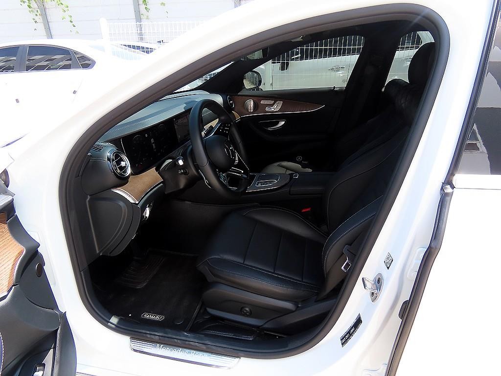 벤츠 E 클래스 E-클래스 W213 E220d 4MATIC 익스클루시브 이미지 5