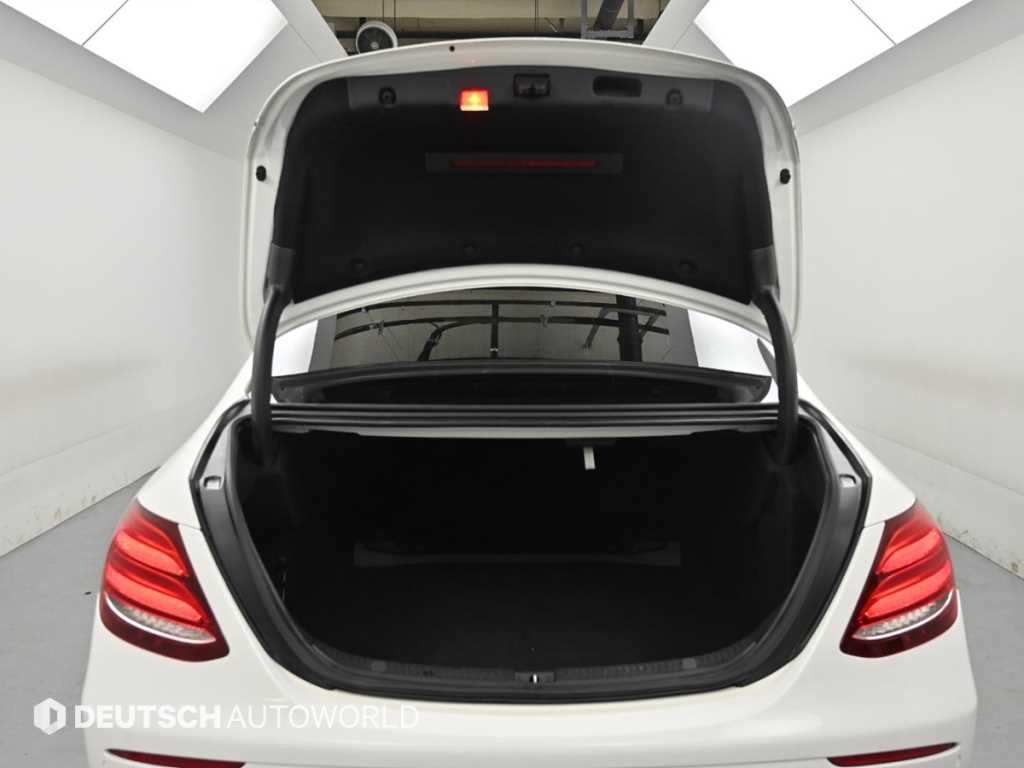 벤츠 E 클래스 E-클래스 W213 E200 아방가르드 이미지 19