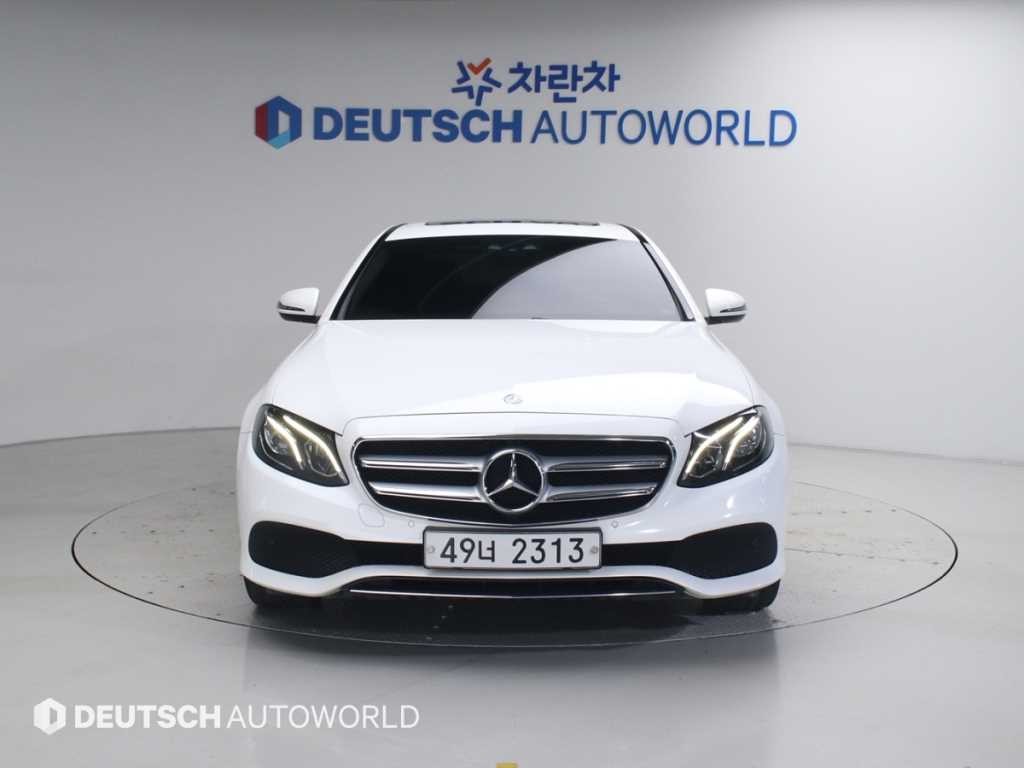 벤츠 E 클래스 E-클래스 W213 E200 아방가르드 이미지 3