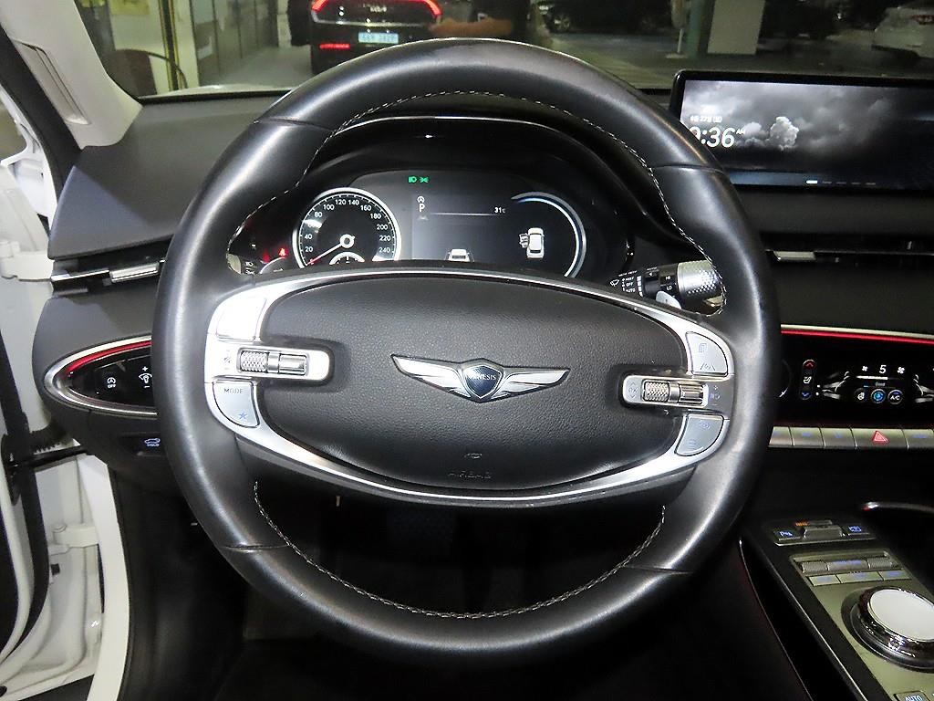 제네시스 GV70 2.2 디젤 AWD 이미지 8