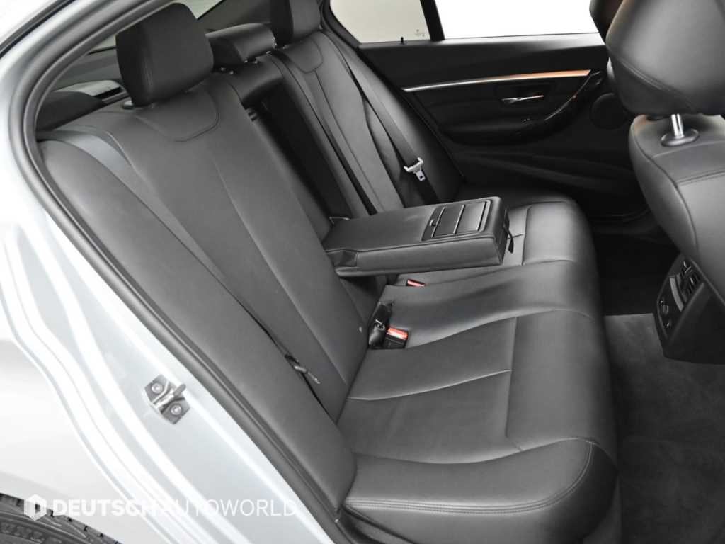 BMW 3시리즈 3시리즈 (F30) 320i 럭셔리 이미지 12
