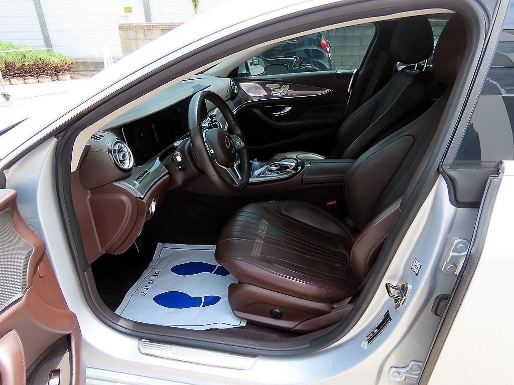 벤츠 CLS 클래스 CLS클래스 C257 CLS 300d AMG Line 이미지 5
