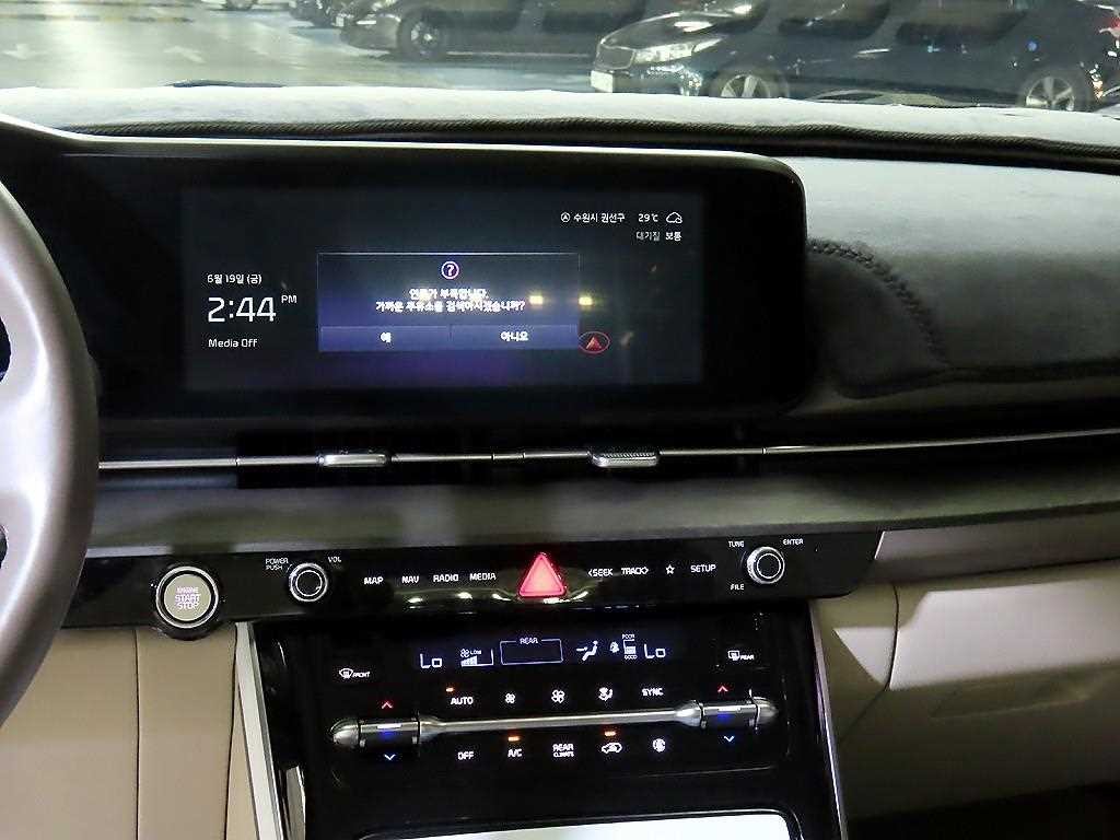 기아 카니발 카니발 4세대 가솔린 9인승 시그니처 이미지 11