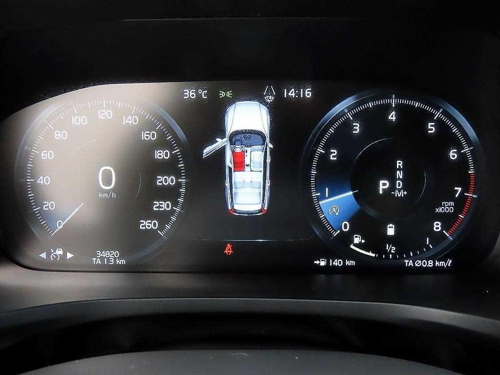 볼보 V60 V60 크로스 컨트리 2세대 2.0 B5 프로 AWD 이미지 9