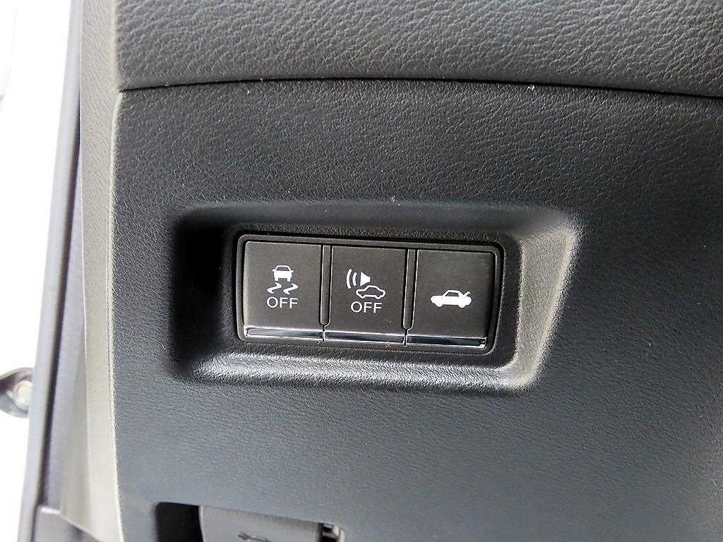 인피니티 Q Q50 3.5 하이브리드 에센스 이미지 13