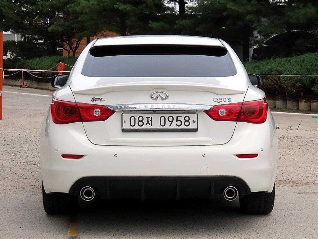 인피니티 Q Q50 3.5 하이브리드 에센스 이미지 4