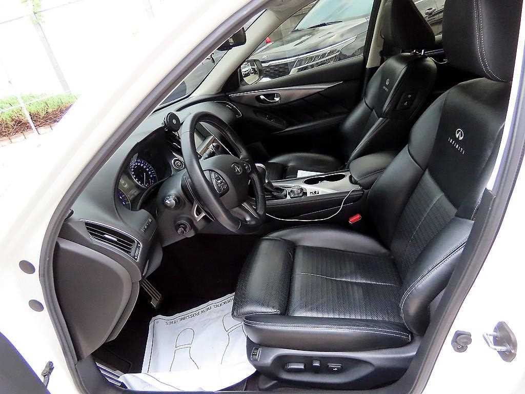 인피니티 Q Q50 3.5 하이브리드 에센스 이미지 5