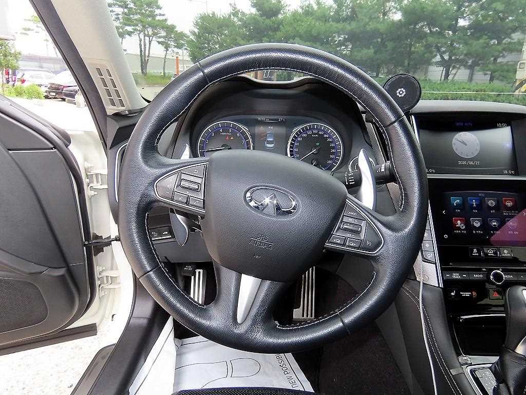 인피니티 Q Q50 3.5 하이브리드 에센스 이미지 8