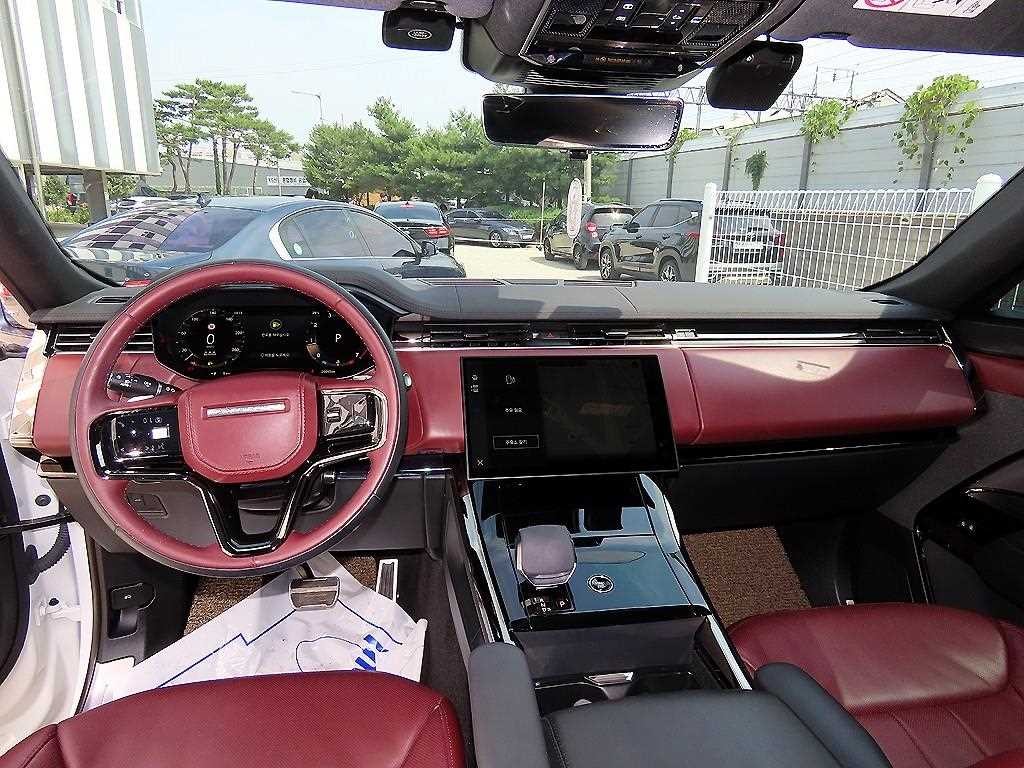 랜드로버 레인지로버 스포츠 레인지로버 스포츠 3세대 P360 SE 다이나믹 이미지 7