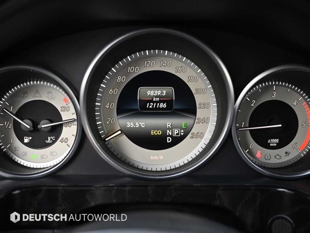 벤츠 E 클래스 E-클래스 W212 E220 CDI 아방가르드 이미지 8