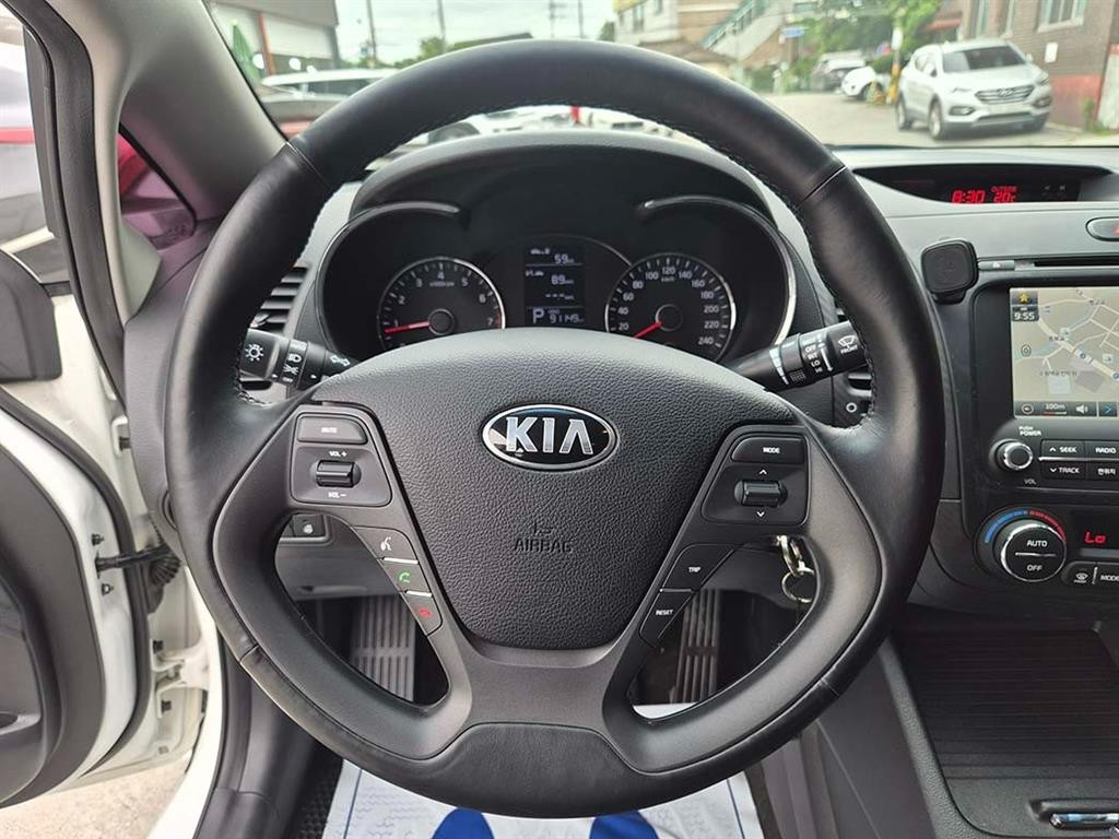 기아 K3 1.6 GDI 럭셔리 이미지 8